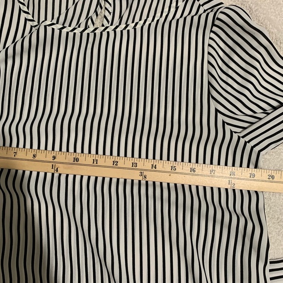 Apt 9 tie front boatneck blouse size s. - Picture 9 of 10